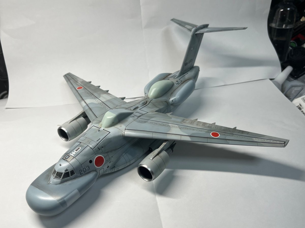 Nana777f4's tweet photo. アオシマ1/144C-2スタンドオフ電子戦機（カモノハシ）完成しました。機体各部の電子機器フェアリングをスクラッチして取り付けました。YouTubeの動画を元に作ったので形状などはあくまで雰囲気でお願いします。
明日の展示会お待ちしております。
#横浜道産子軍団2026プラモデル祭 https://t.co/hASBMuDO8Q