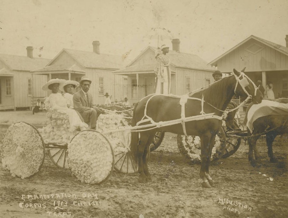 SonofNiani's tweet photo. Juneteenth parade
Corpus Christi, Texas 1913. https://t.co/lHrvTnejQK