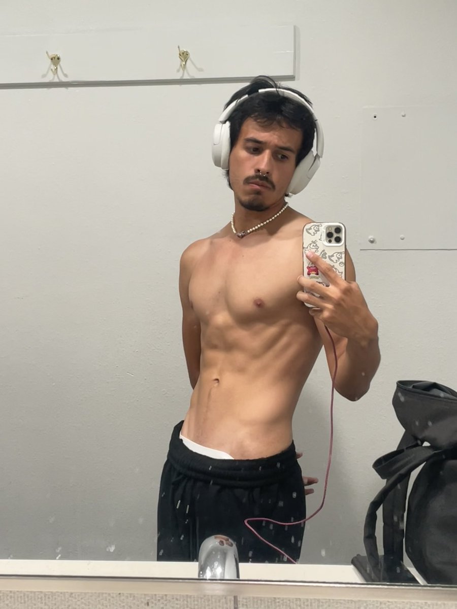 _imgoodru_'s tweet photo. Just a taste 👅 https://t.co/gsc70KqVBG