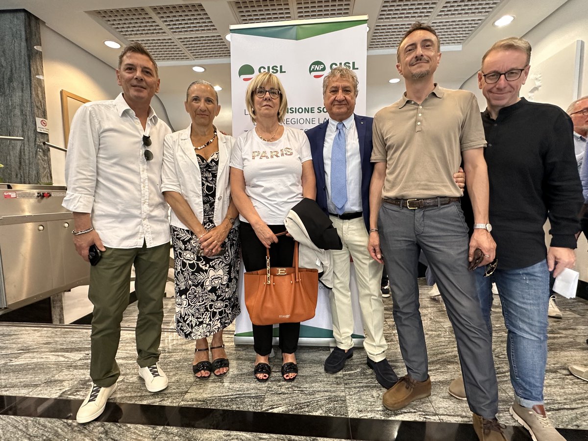 cisl_fplazio's tweet photo. La @cisl_fplazio all’iniziativa di @Cisl_Lazio e @FnpCislLazio sui servizi sociali regionali. @cosentinogianca: “Giusta #retribuzione, rinnovo dei #contratti e #contrattazione sociale per garantire servizi di qualità”

#ilmolavorovale https://t.co/vakJTmYvs4