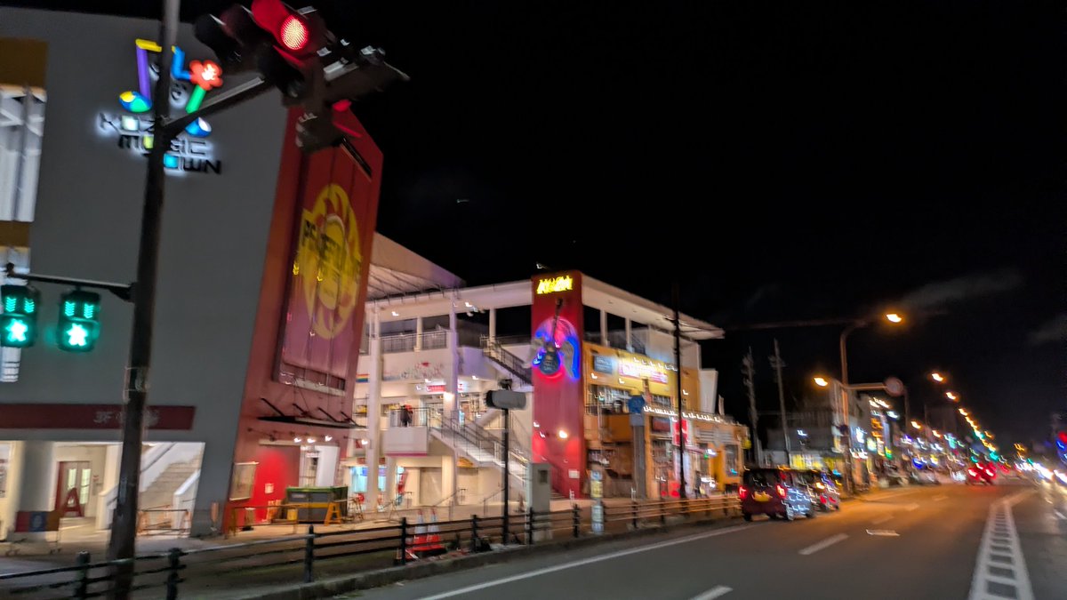 NaruZweig's tweet photo. 念願の沖縄出張ー
テンション上がるぅ https://t.co/Y2cUOxCPgR