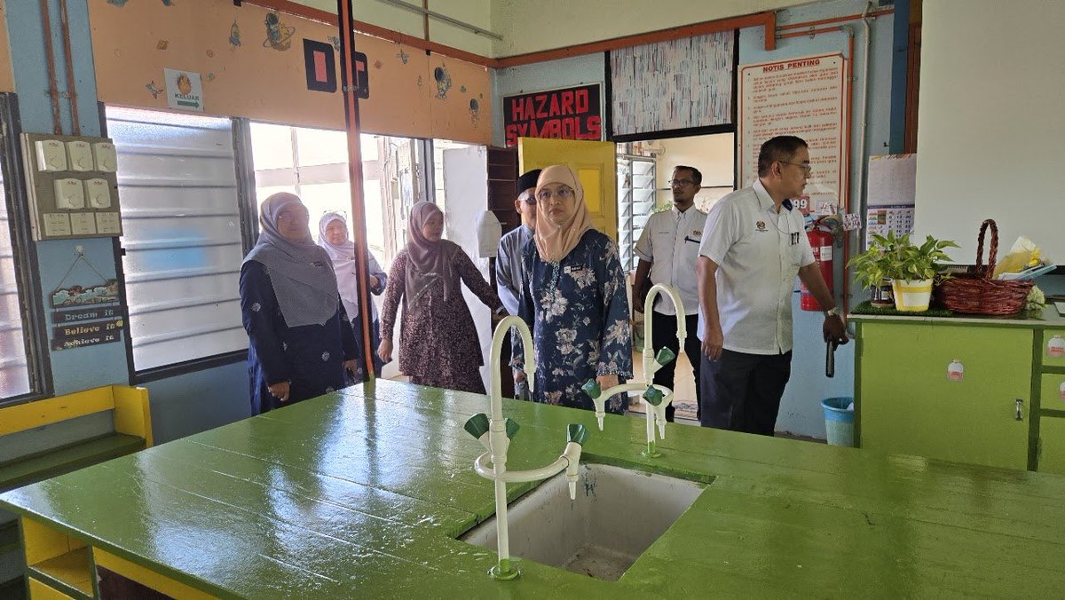Rusmini23's tweet photo. PROGRAM SEKOLAH BERASRAMA PENUH ANGKAT PENGURUSAN TERTINGGI KPM DI SM SAINS TUANKU SYED PUTRA, KANGAR, PERLIS 

19 JUN 2026

Alhamdulillah, pagi tadi berkesempatan melaksanakan Program SBP Angkat Pengurusan Tertinggi KPM di SM Sains Tuanku Syed Putra, Kangar, Perlis. https://t.co/XGGOwJvYVf