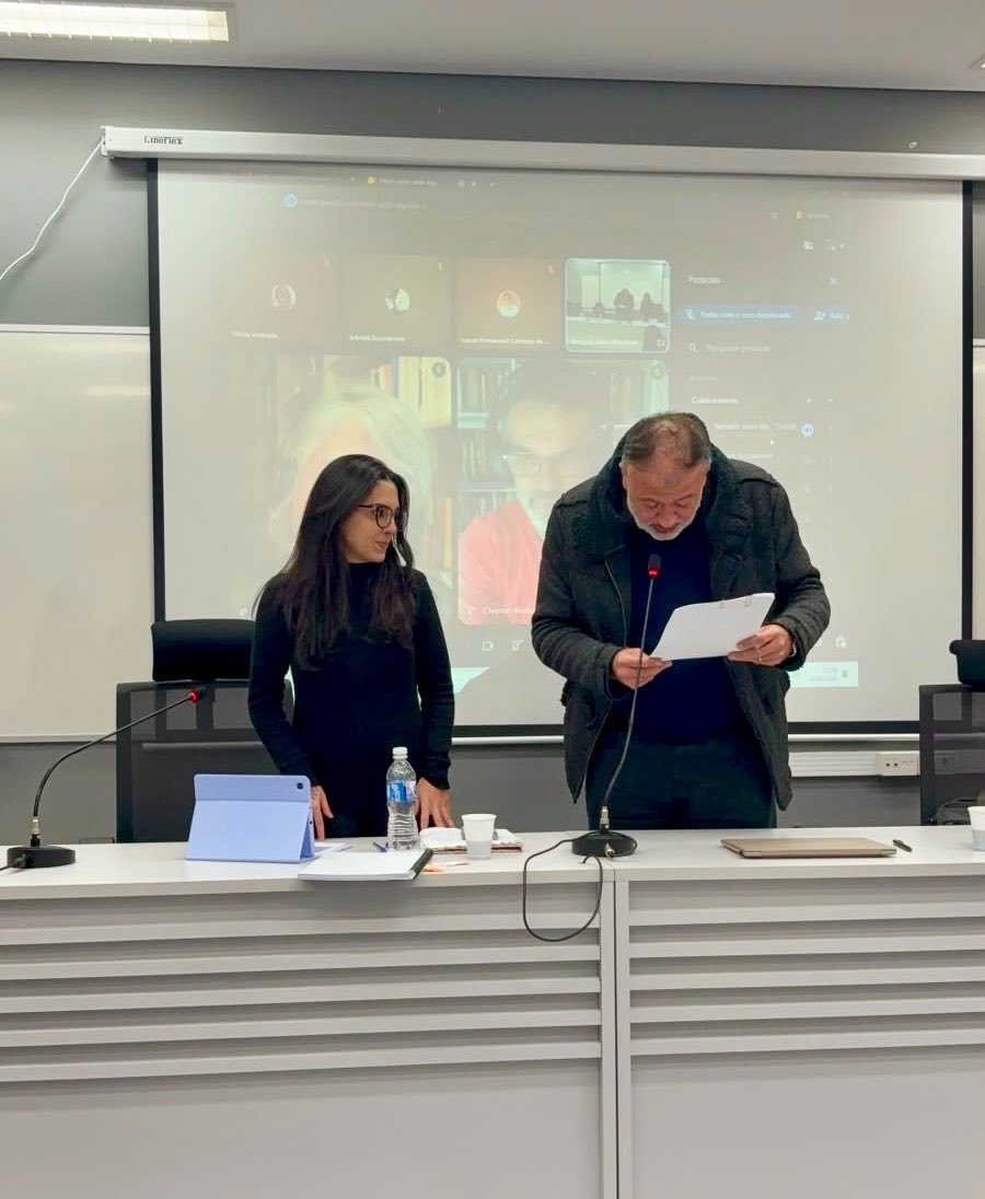 topiranath's tweet photo. A psicóloga de postinho de vcs agora é mestra em Psicologia Clínica pela USP com o melhor orientador de todos @Chrisdunker ! https://t.co/pC7sNjjQGh