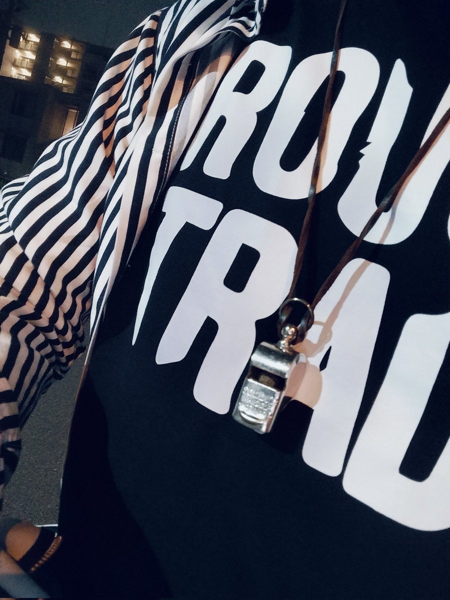 MOD_ID7's tweet photo. 御大の心の呟き
「お、君のTシャツ、ラフ・トレードか。合格。」が聴こえた。
#小西康陽 https://t.co/Qqf5UFfr7y