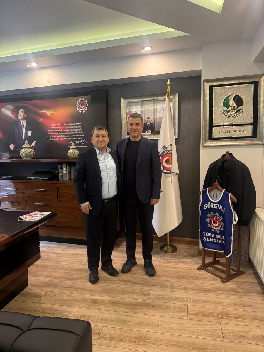 olcaymeric1965's tweet photo. Şubemize Bağlı TKG Otomotiv Fabrika Direktörü Emin ÖZKAN İnsan Kaynakları Müdürü Olcay CAN İnsan Kaynakları Uzmanı Sefa SEVER Şubemize Ziyarette Bulundular Yapmış Oldukları Nazik Ziyaretlerinden Dolayı Teşekkür Ederim..
#TÜRKMETALSENDİKASI
#TÜRKMETALSENDİKASISAKARYAŞUBESİ https://t.co/xZerKGyAQt