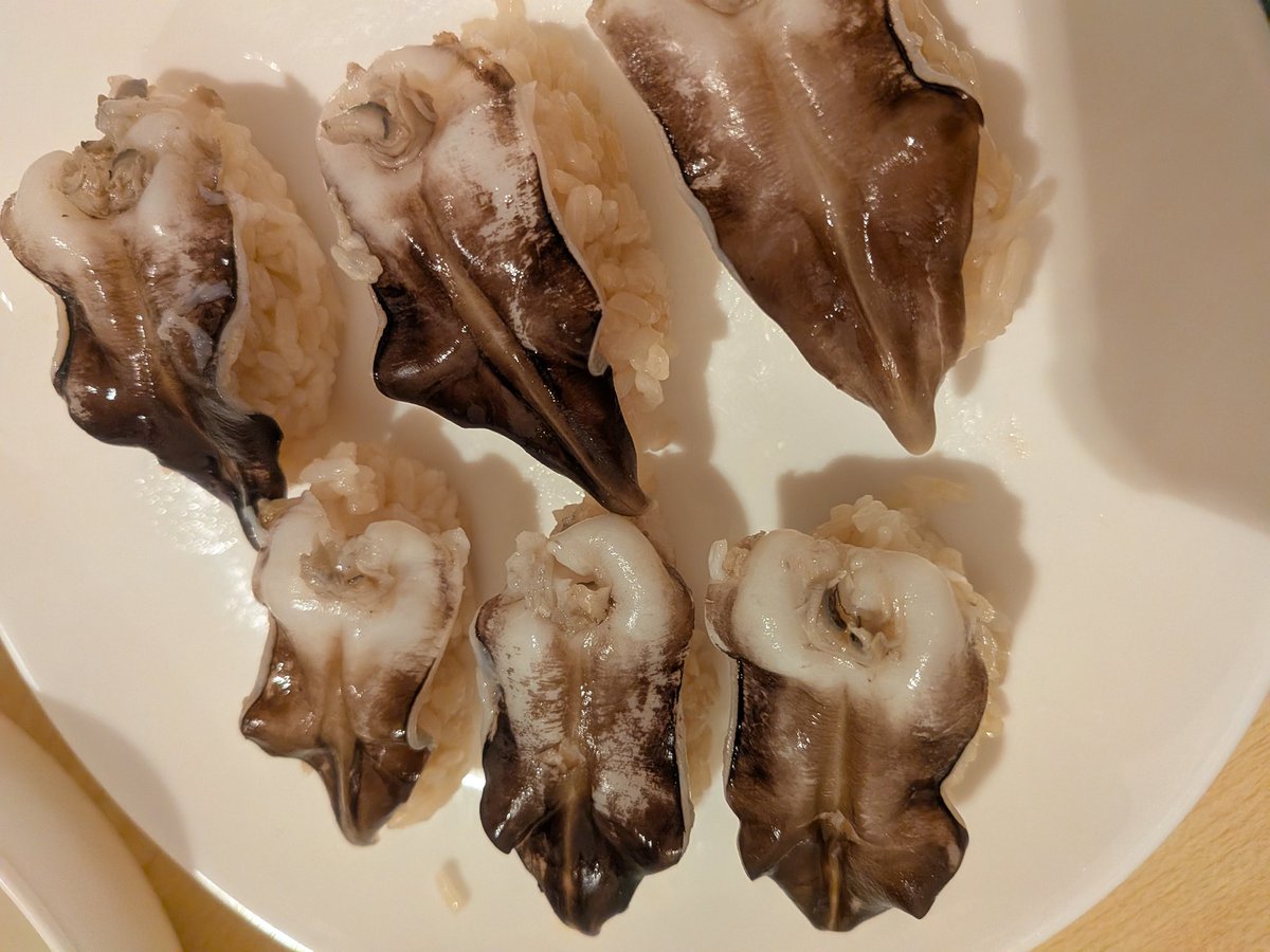 import_godiva's tweet photo. 料理のレパートリーが偏ってるせいで魚介類ばかりたべているな。 https://t.co/BmLes2Zeqi