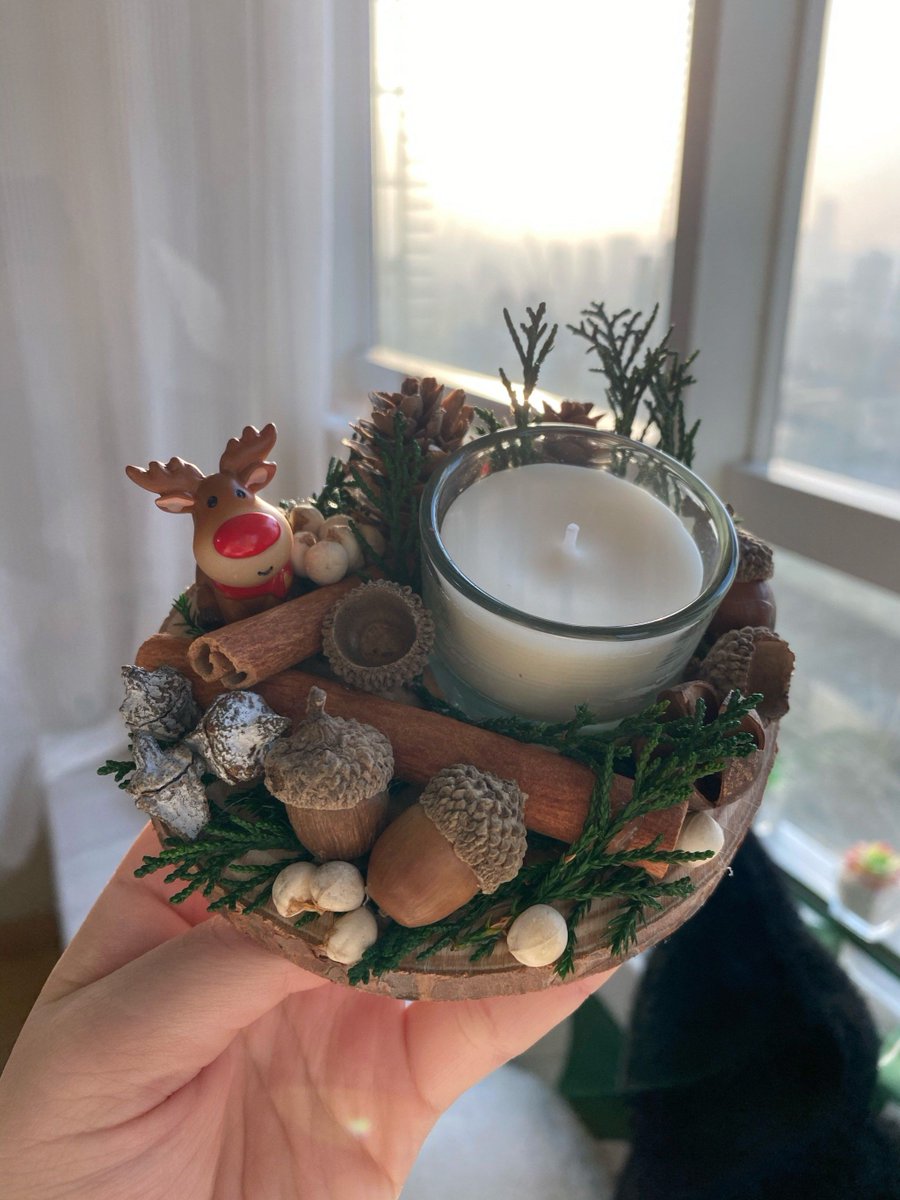 tt_Yoki's tweet photo. Just transformed an old mason jar into a perfect candle holder with twine and hot glue! A quick, cozy DIY for my desk ， https://t.co/mUMu64mSbB