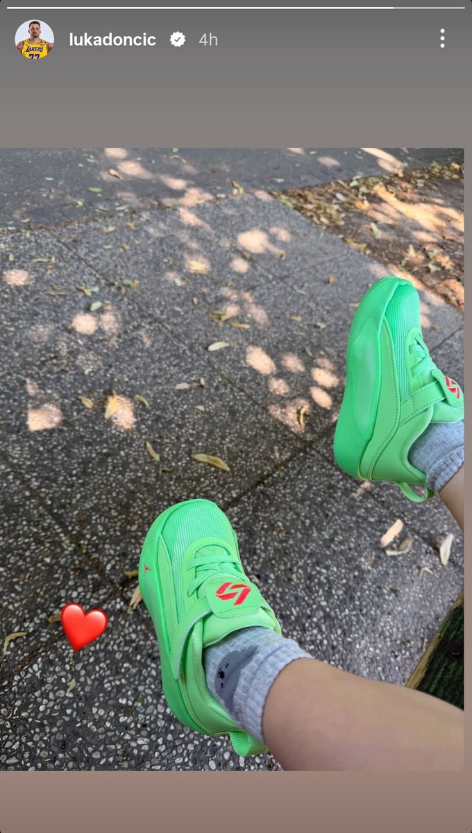 msdoncic's tweet photo. awww my heart can't handle this much cuteness 🥹 https://t.co/GiBGbaDntT