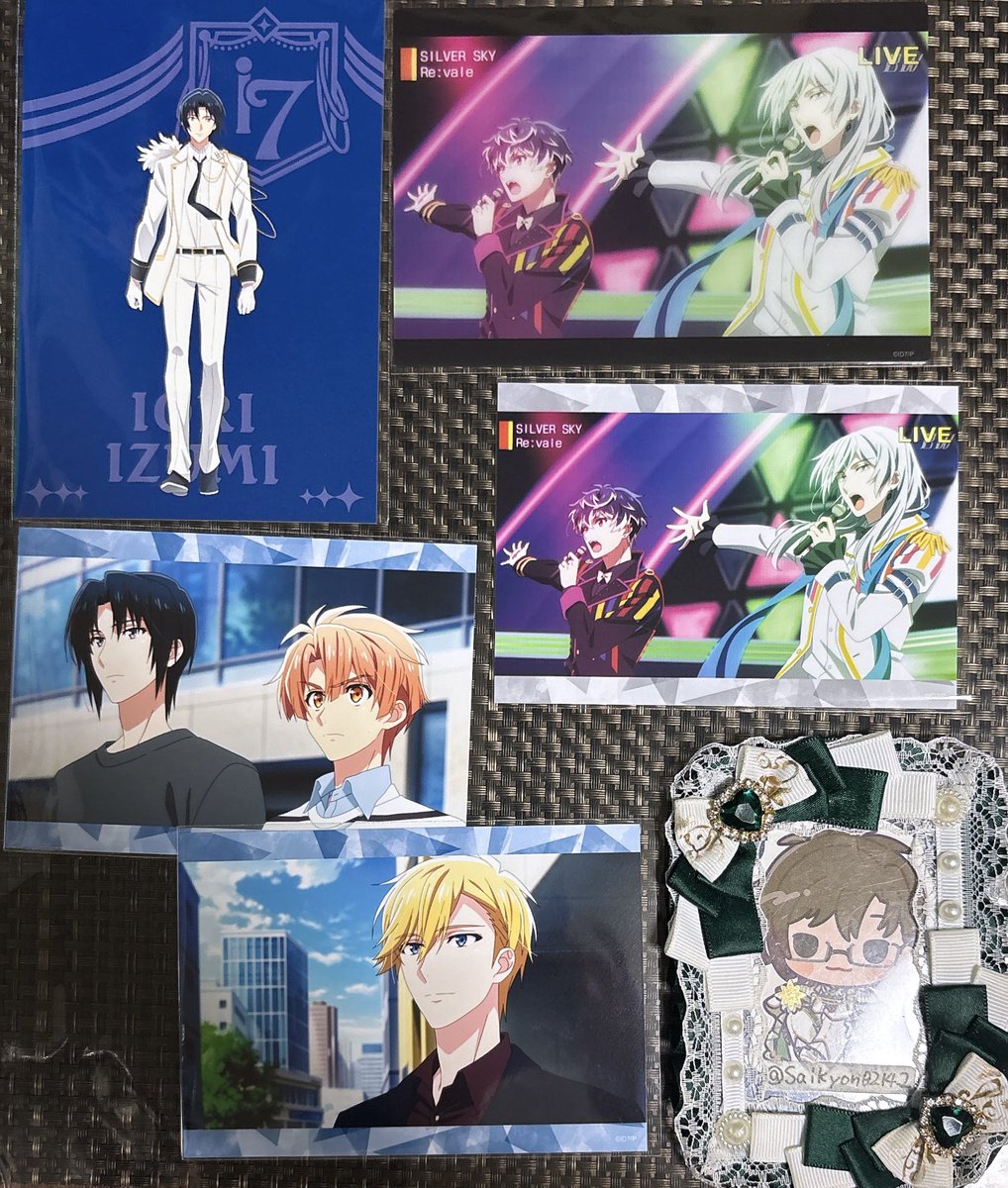 Saikyon0214_2's tweet photo. 【交換】アイドリッシュセブン アイナナ アニナナ 劇場総集編 フォトセット クリアカード 特典

譲） 一織 三月 ナギ ☆Re:vale

求）特典 楽
クリカ ☆TRIGGER
ブロマイド 大和が写っているもの、☆TRIGGER

記号同士 仙台手渡しか郵送、検索からもお気軽にお声がけ下さい https://t.co/jEWnvkZStZ