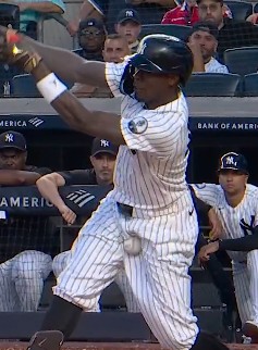 DCDDawg's tweet photo. Not all foul balls are created equal. https://t.co/sJULfBqQbh