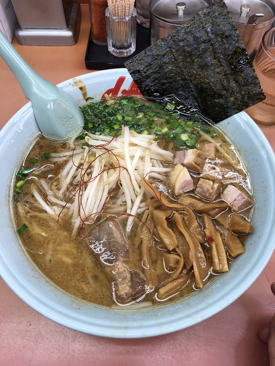 t_nali's tweet photo. 期間限定豚バラなんこつうまかった😋 https://t.co/zi8yx5rV34