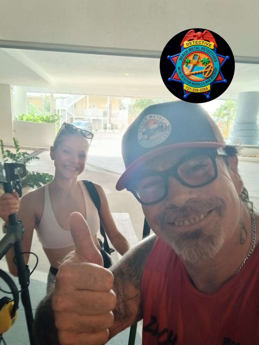 BeachMetalDicks's tweet photo. #beachmetaldetectives would like to thank and welcome Laura #intown on #vacation from #Arizona #visiting #siestakey #florida for her 3 day #waterproof #metaldetector #rental complete w/ 4ft #sandscoop and #findsbag #delivered & #pickedup to your #hotel #home or #airbnb #booknow https://t.co/7ipk4nHIVX