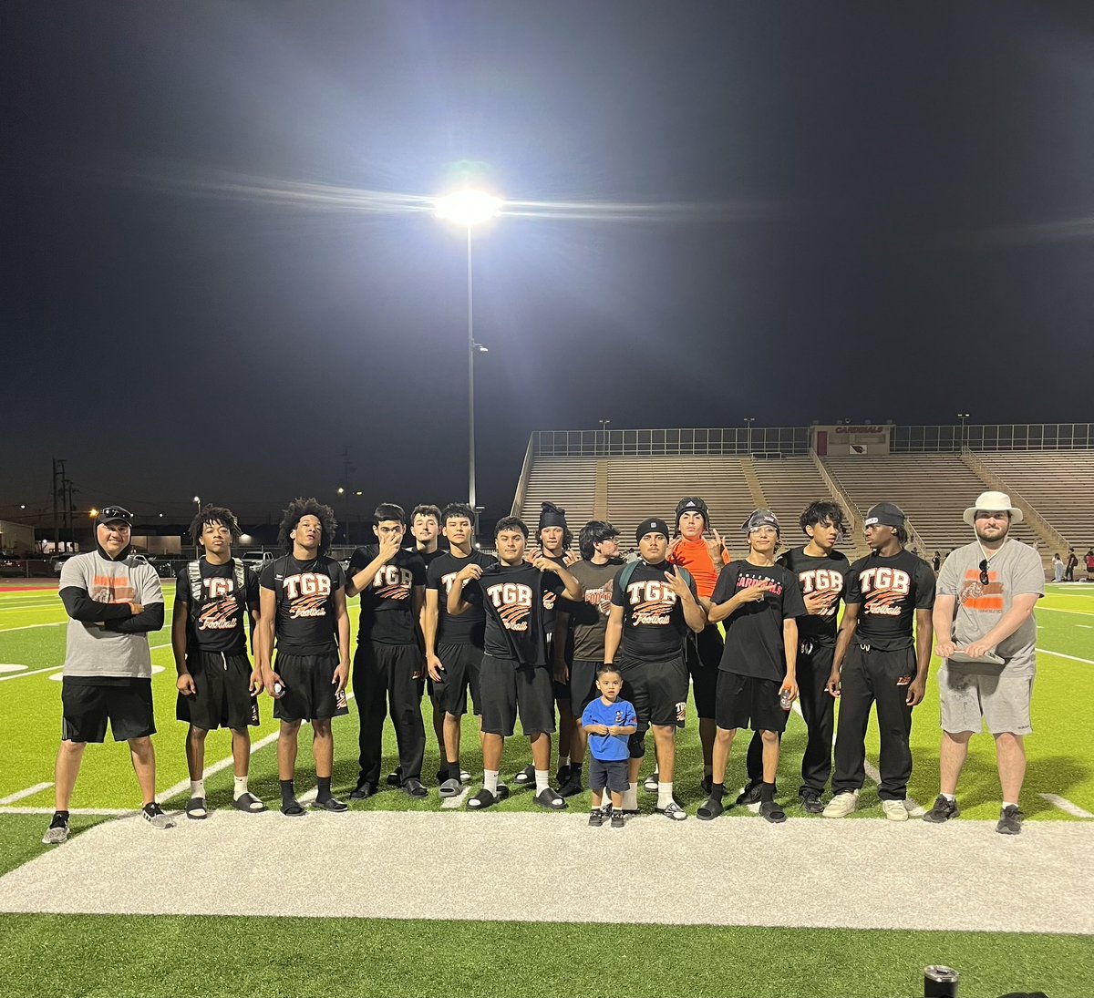 Browne_Football's tweet photo. Great showing at Glendale for the new look Bruins! #TGB https://t.co/r633zJtjL9