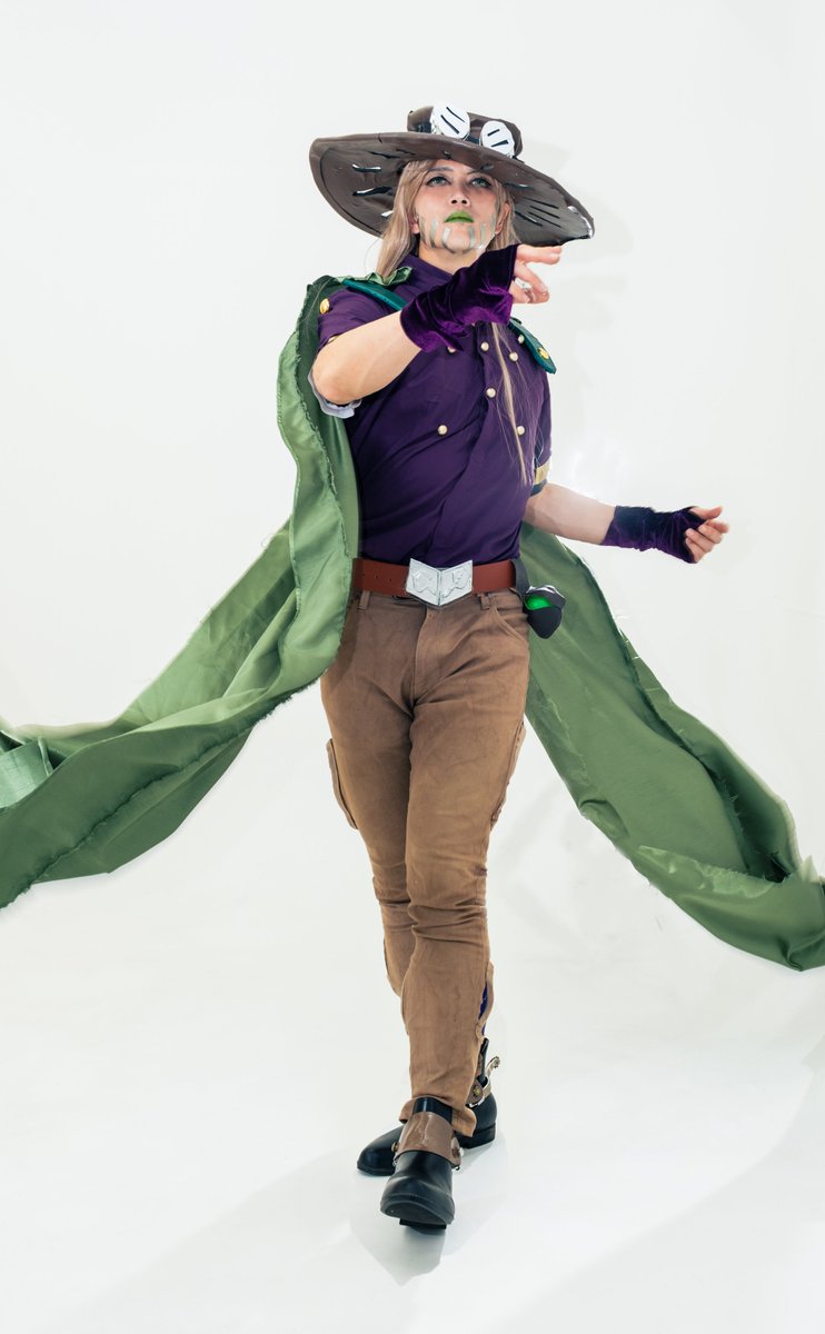 mituyoshi2000's tweet photo. ジャイロ・ツェペリ Gyro Zeppeli 
STEEL BALL RUN JoJo's Bizarre Adventure  
ジョジョの奇妙な冒険 
photo @yosuke_Photo     
studio @hacostadium 
#cosplay https://t.co/iZpRJhD0rA