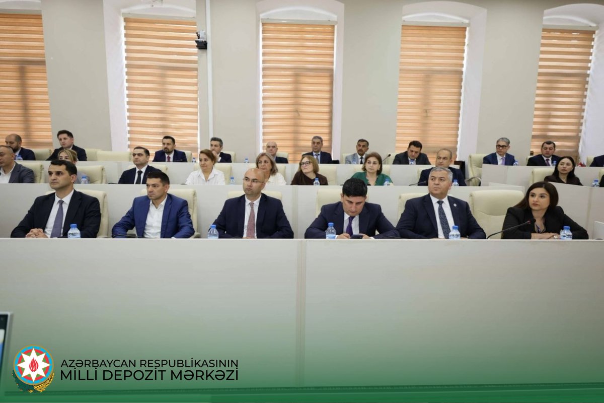 MDM_gov_az's tweet photo. Milli Depozit Mərkəzinin (MDM) İdarə Heyəti sədrinin müşaviri Müşfiq Əhmədli və Korporativ İdarəetmə departamentinin rəhbəri Tərlan Məmmədov Azərbaycan Dövlət İqtisad Universitetinin Məzunları Assosiasiyasının ilk təsis yığıncağında təmsil olunublar.
#mdm #mdmgovaz #unec https://t.co/SqhNMgBEkh