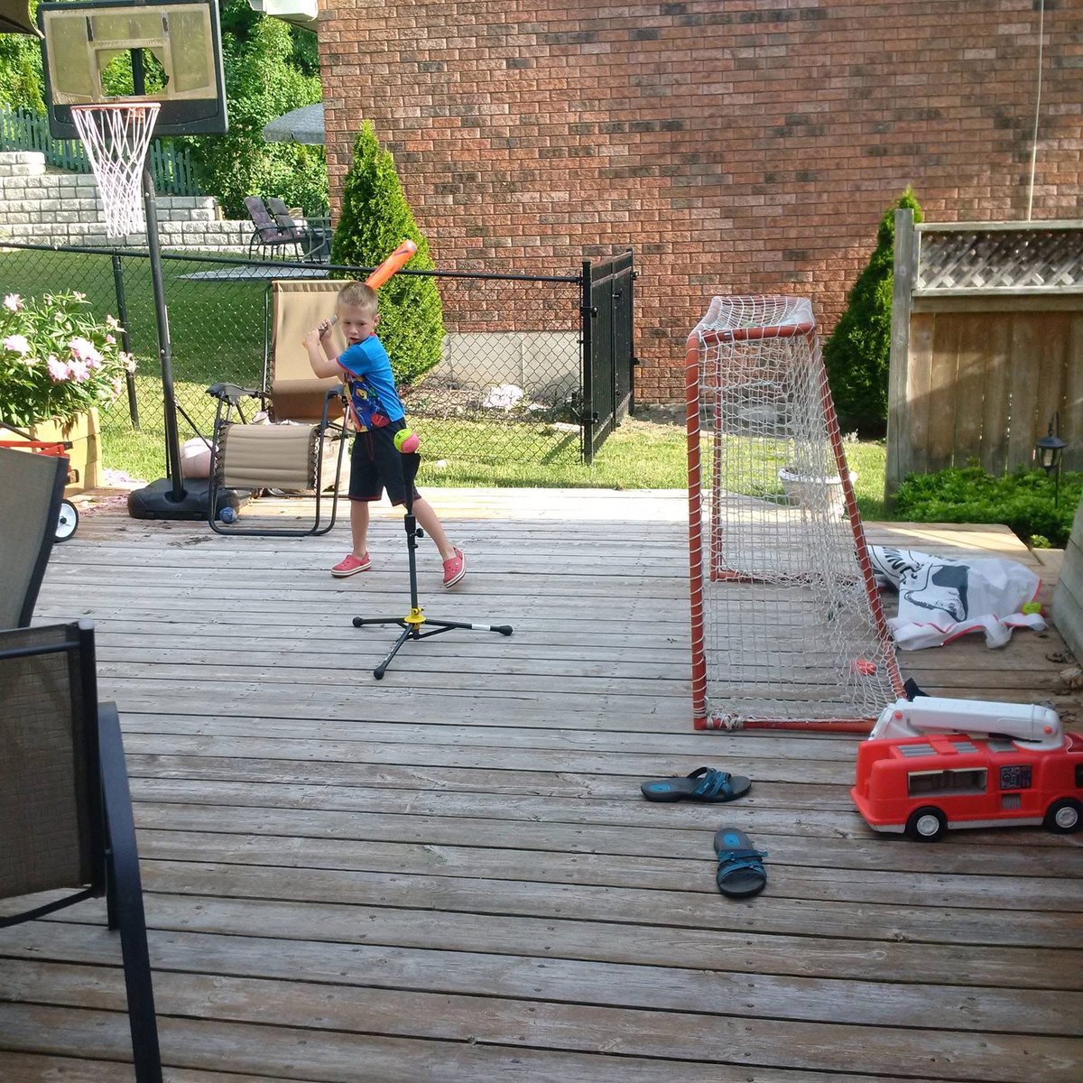 pkgraham24's tweet photo. Still remember that Saturday morning waking up to a constant ping from the back yard. Going down stairs to find this 6yr old hitting balls off a tee into his hockey net. From then to now…the growth has been great and the joy to just swing it has never left. Good luck as you get back swinging it after your injury.