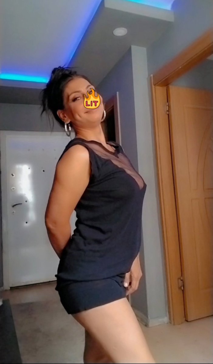 su_33333333's tweet photo. Evet hafta sonu geldi efsane anlar fanteziler için bana ulaşin 🤪🤪🤪 https://t.co/ZTtHjantNp