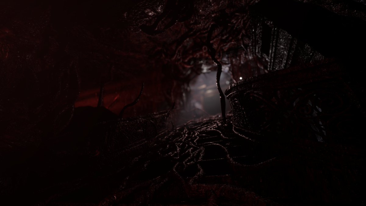 HauntedBloodlin's tweet photo. Something is waiting in the house. 

Play the free demo now on Steam and see how far you get. https://t.co/CsOzDEJ8vj