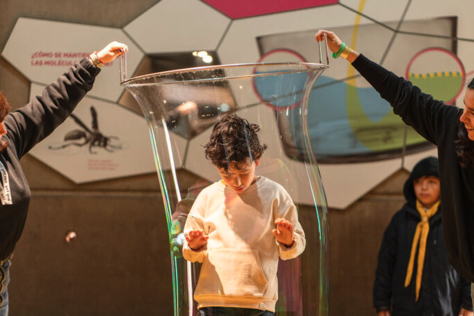 pagina19cl's tweet photo. Vacaciones de invierno en el @MIM_museo: ciencia, curiosidad y entretención para toda la familia.

https://t.co/ERhe44dqdk https://t.co/LfUo3rhWOl