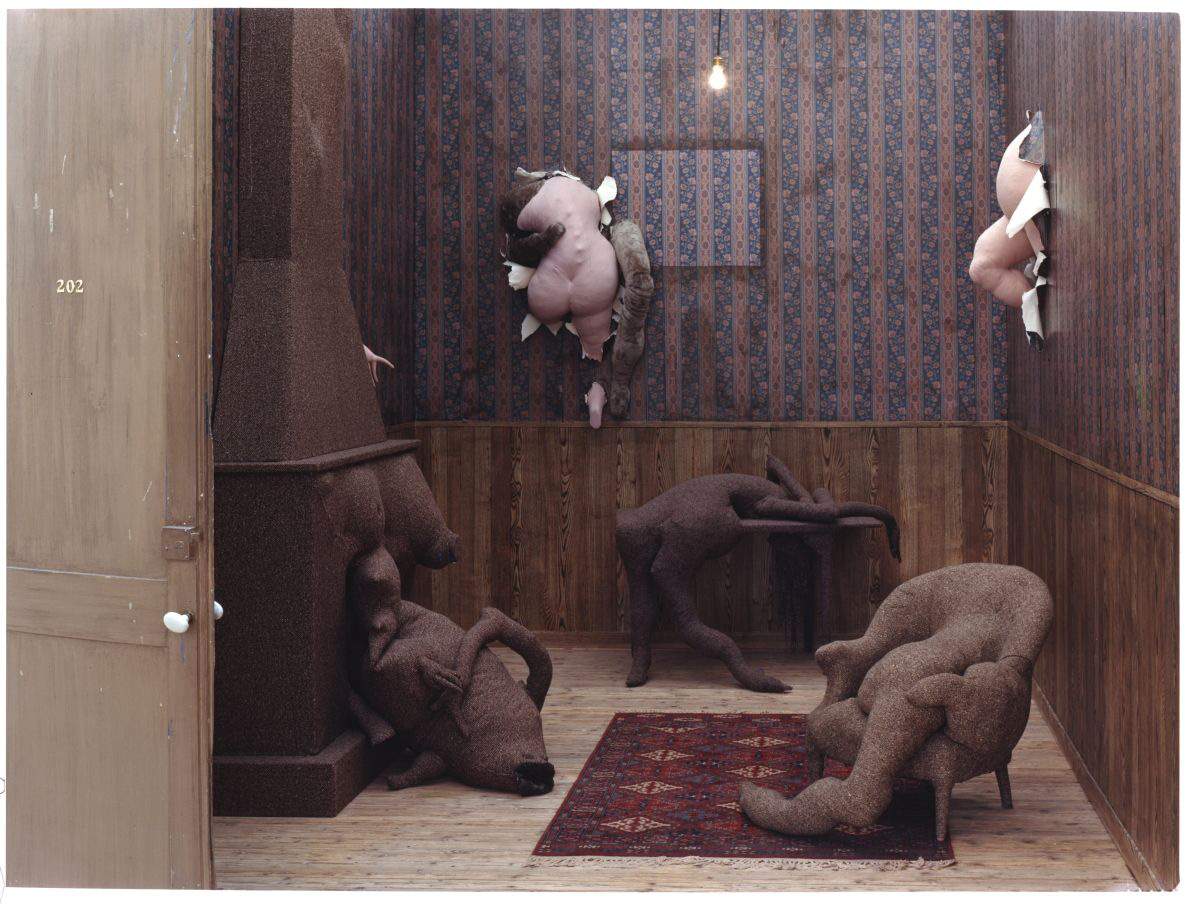 _joulian_'s tweet photo. Dorothea Tanning, Hotel du Pavot, Chambre 202, 1970-73 https://t.co/NBSd8JrKks