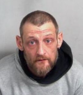 HertsPolice's tweet photo. ⚠️ Have you seen missing John, aged 40, from #Broxbourne? 

He was last seen at around 8.40pm on Friday 5 June and may have travelled to #Harlow in #Essex.

📞 Call 101 with info, or 999 with immediate sightings. https://t.co/rEQ4w5CyHO