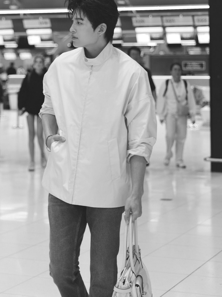 SiamParagon tweet media
