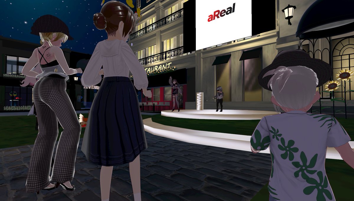 shironassan's tweet photo. 20260619 aReal LIVE! in COL / aReal:オーサワさん(@OsawaGt)、サファイアさん(@lovelybambina)
先週に引き続き、金曜夜のaRealさん🎤🎸
耳になじみの良いサファさんのボーカルとオーサワさんのギターを聞きに大勢のギャラリーが来てました
やっぱり皆楽しみにしてるんですね~😌
#aReal #cluster https://t.co/9A1fTW7ytK