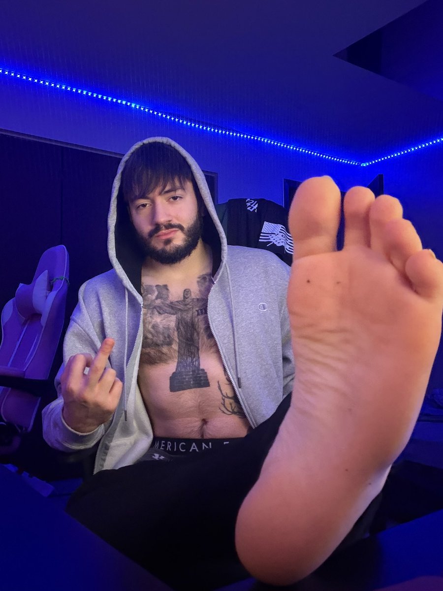 King___Justin21's tweet photo. You know what day it is! 😈😈 
Keep making daddy proud. $UBMIT and $END https://t.co/s0vbBuj0wh