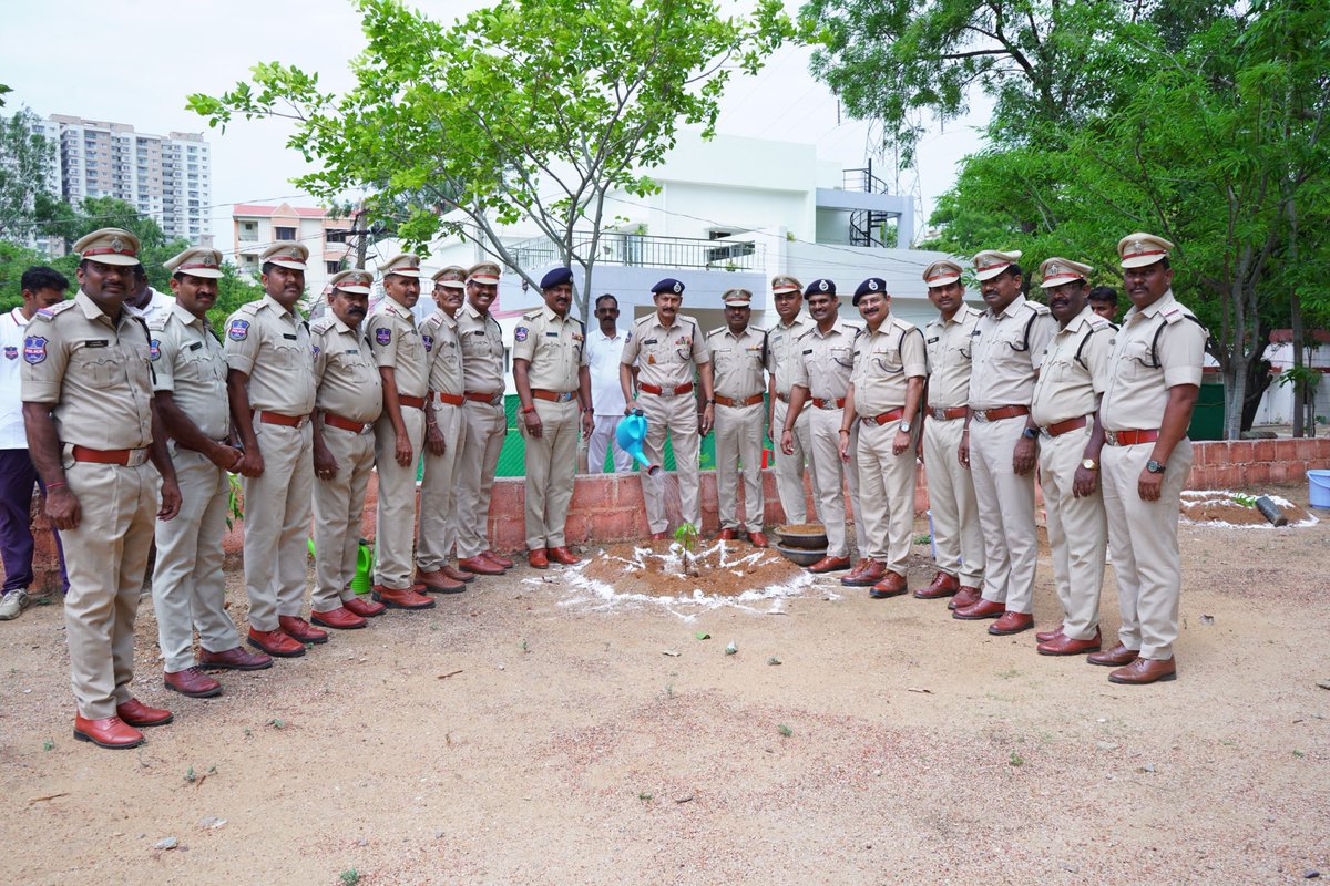 8thBnTSSP's tweet photo. Van Mahotsav program was organized at the 8th Bn, Kondapur. In presence of Sri M Ramakrishna Commandant,Officers and personnel planted neem, coconut, banyan, ashoka, and other saplings to promote environmental conservation. https://t.co/pC4RLDXf6e