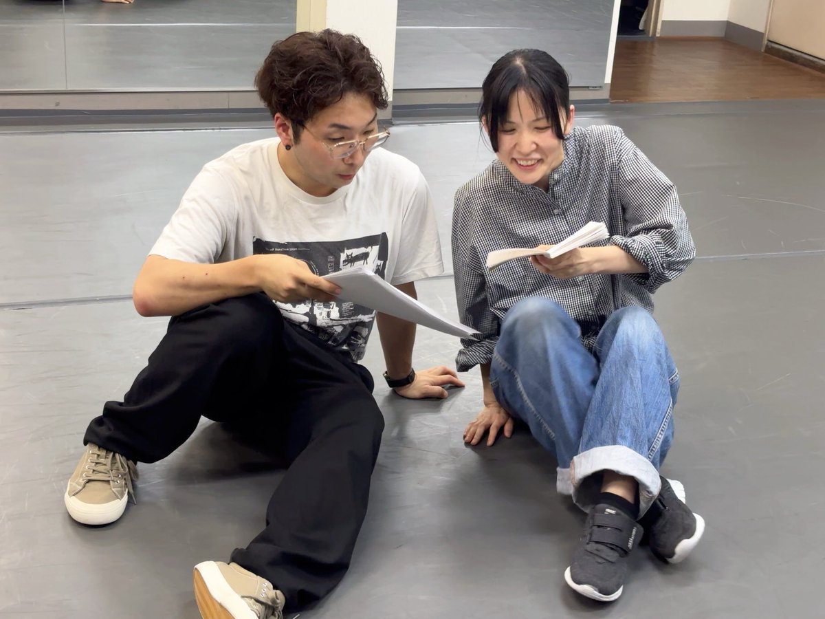 musui4628's tweet photo. 本日は夢酔班稽古からのよろずや稽古。

劇団結成から３０年の節目。

私は今日が稽古初日。
一万一千日以上の日々の集大成とすべく、劇団員一同全力投球です。 https://t.co/kGqvbRKAyK