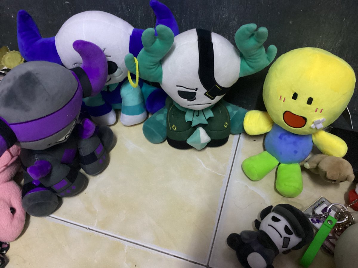 prankishtom's tweet photo. “And nooby!!” Ass lineup 😭 https://t.co/2kTqpMJURR