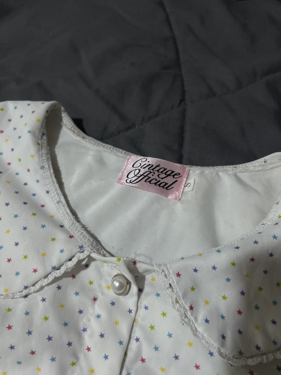 yuminja0_'s tweet photo. ⟡ ݁ cintage คอบัว (s) 
140.-

#ส่งต่อเสื้อผ้า #ส่งต่อเสื้อผ้ามือสอง #เสื้อผ้ามือสอง #เสื้อผ้ามือ2 #โล๊ะตู้ #ส่งต่อbrandymelville #ส่งต่อcintage #ส่งต่อstylist #ส่งต่อduex https://t.co/55zFtGVmAQ