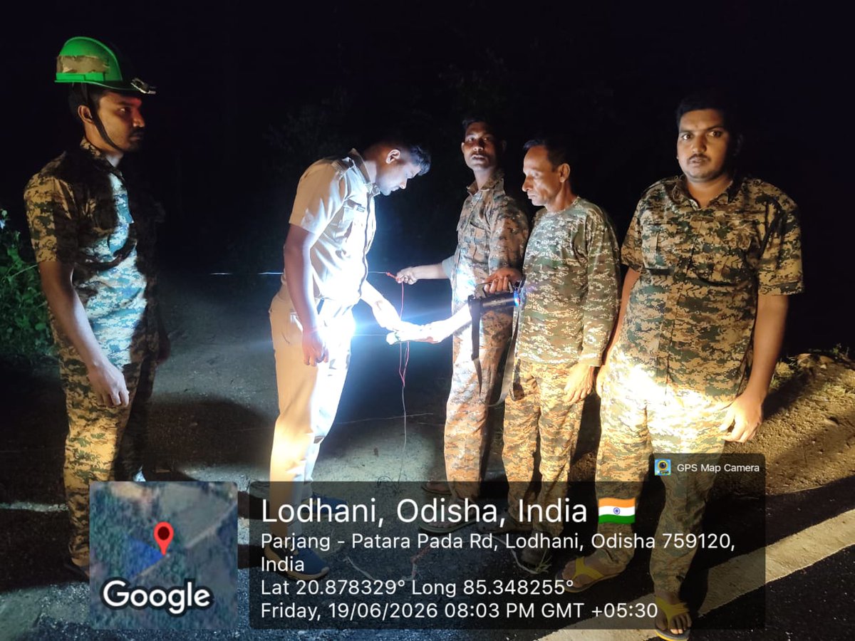 DfoDhenkanal's tweet photo. ⚡🐘 Joint field inspection with Bidyut Prahari carried out across Dhenkanal Forest Division to check illegal hooking, to prevent elephant electrocution, safe and elephant-friendly practices. #ElephantConservation #HEC #DhenkanalForestDivision #WildlifeProtection https://t.co/hrmyuZZzz8