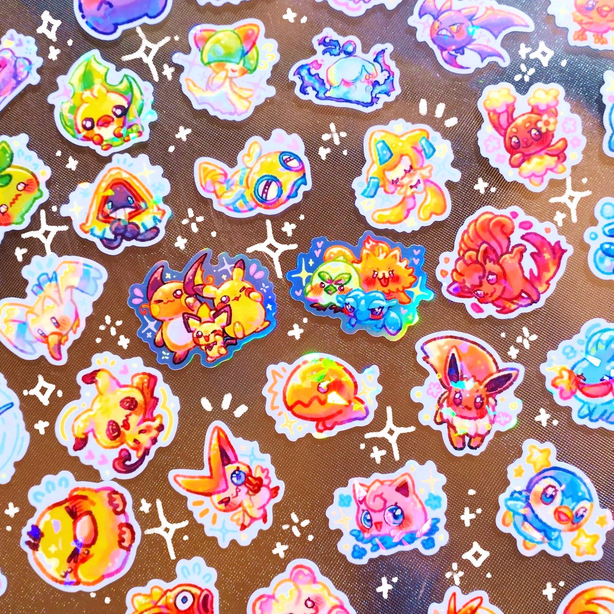 nouconcept's tweet photo. ✨🎨 hihi, my shop's open! 🎨✨

I'll be taking orders until this monday (june 22) 6pm CEST! 🌿 International shipping available!

And no keychains this time, sorry, I'm prepping for Japan Expo so stock is low right now 🥹🫶💫

https://t.co/2wHdGl7eFe https://t.co/mLVXtHNET2