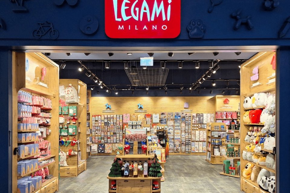actudijon's tweet photo. Dijon : Legami, l'enseigne aux stylos viraux, ouvre enfin à la Toison d'Or, voici la date
https://t.co/jWLBQxylcA https://t.co/U8gnCvPS0T