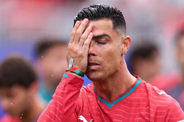 Fan Exposing CR7 EveryDay tweet media