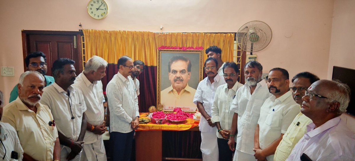 girishgoaINC's tweet photo. Visited the residence of the late Shri P.K. Devadoss ji in Puducherry today, alongside Youth Congress President AnandBabu Natarajan and other party office-bearers, to convey my heartfelt condolences to his family and friends.

As AICC Coordinator and Senior Vice President of the Puducherry Congress, Devadoss ji dedicated his life to strengthening the organisation and serving its ideology with unwavering commitment. His immense contributions to the party and public life will be fondly remembered by everyone who had the privilege of working with him.

Om Shanti