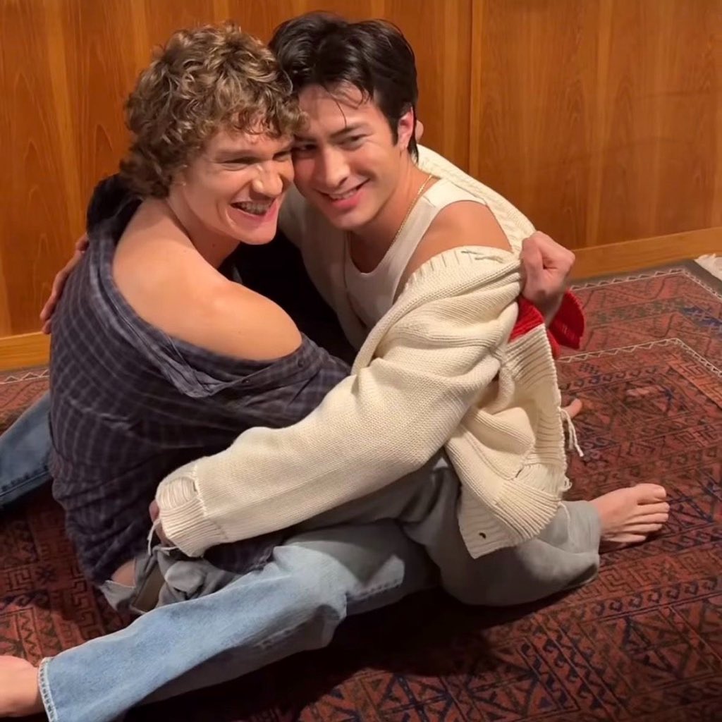 hudsstorrie's tweet photo. "this is going to work out." It's also really good casting; I knew as soon as we saw [Hudson and Connor's] chemistry read that I just have to get out of their way and let them do their thing. They are so connected….” https://t.co/GO7h6M4WcM
