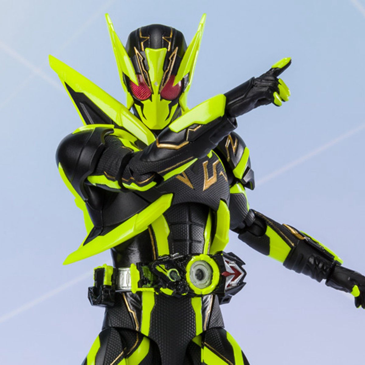 JoshuaMetalVo's tweet photo. シャイニングホッパーのフィギュアーツ欲しいなぁ。
中間フォームって本当魅力的だよな。 https://t.co/Mdfw5vsNWr