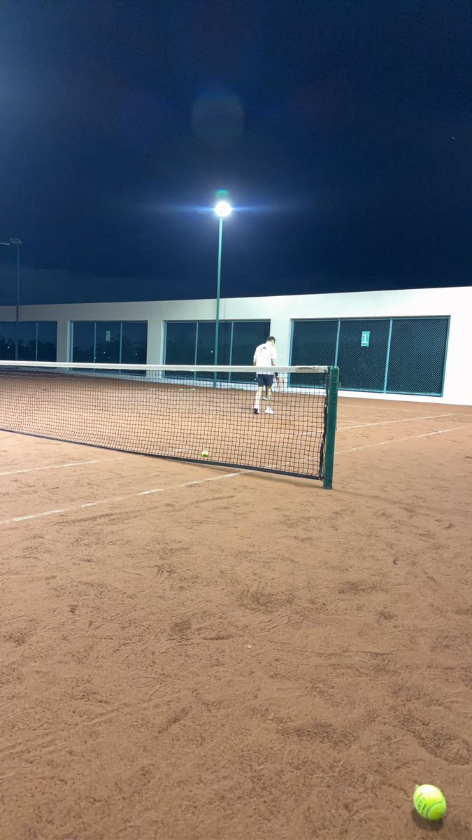 whatyouknow2020's tweet photo. 🎾🎾 https://t.co/RisHD0I7Fd