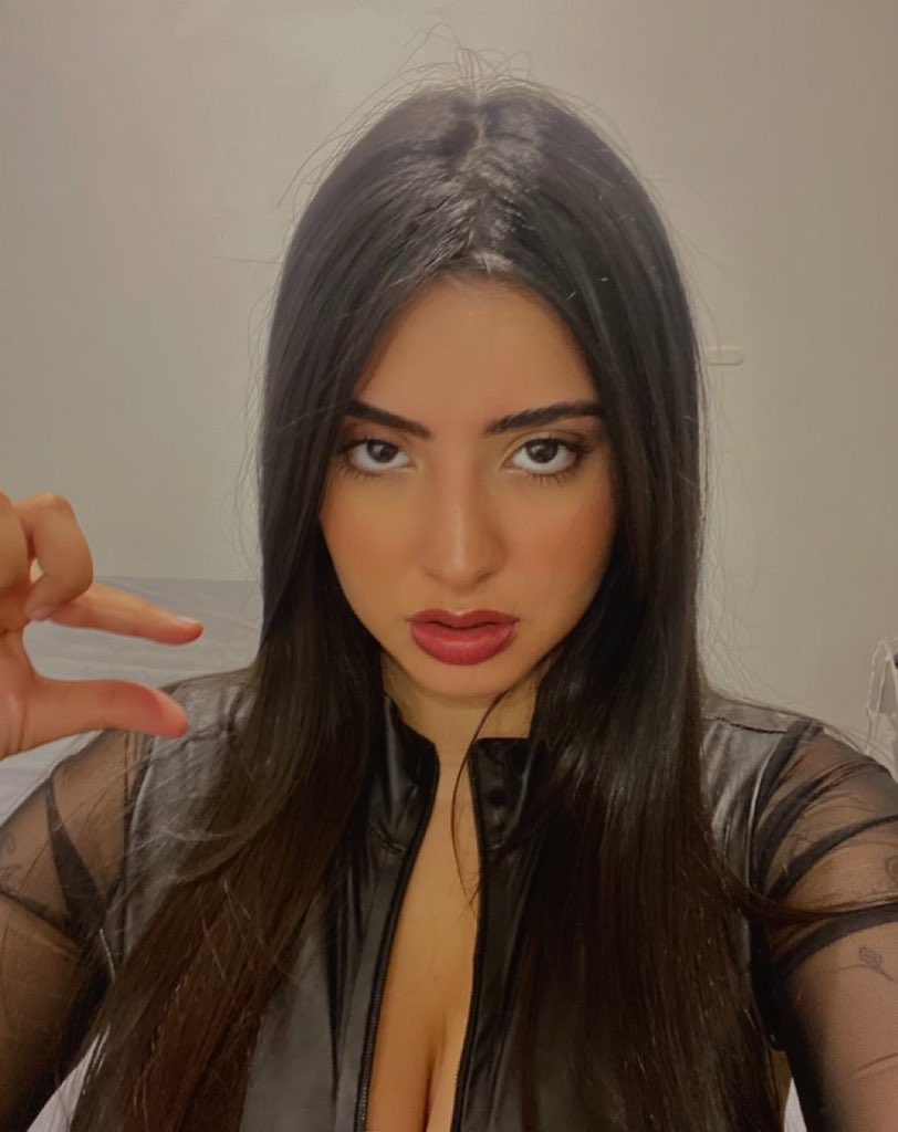 Mistress Jones tweet media