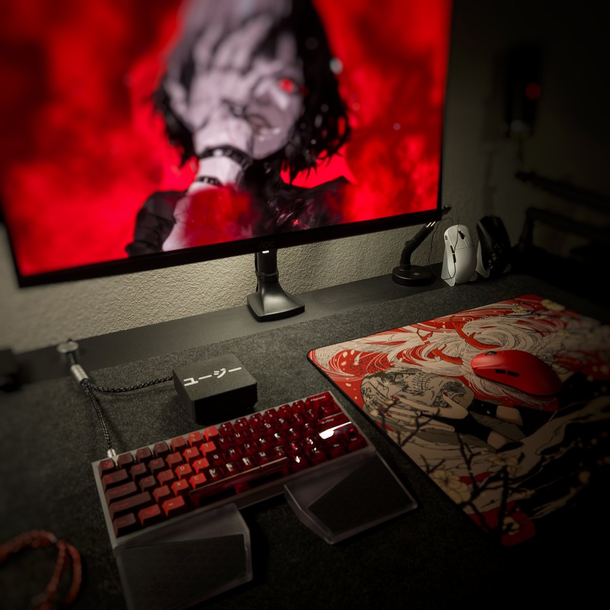 Yoozy0912's tweet photo. Happy Friday! Sorry for the late post.

Enjoy your weekend, you monsters. Big thanks to @NvsionGear for the keycap set. I’ll drop the gear list, cap link, and a few extra photos in the comments.👇

Take care of yourself and be good to people. https://t.co/EsEybZWRqD