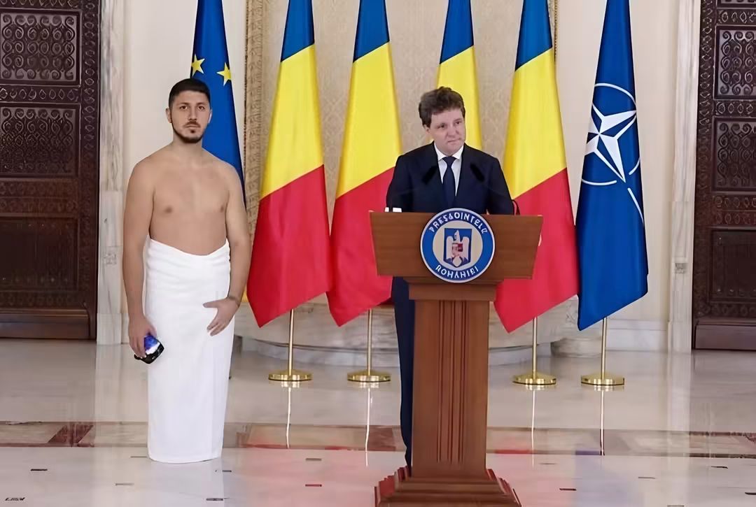 aditeaca's tweet photo. Mă! Cine-a făcut asta? https://t.co/G9vDy8uiiK