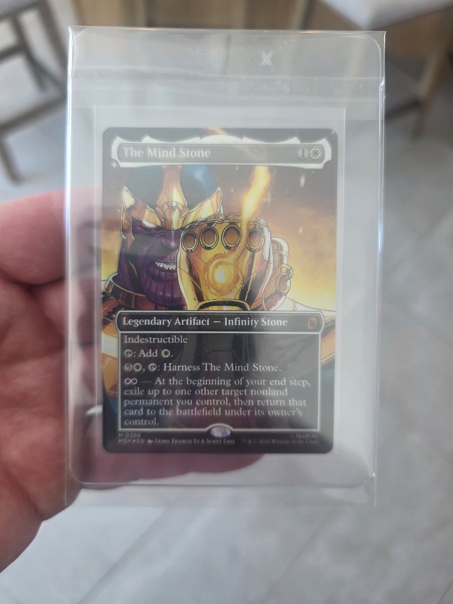 TrikeeBreaks's tweet photo. My fave set released...Huge Marvel Fan and opened 1 box!! #marvel https://t.co/5EPgVcIHYb