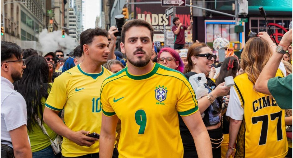 ego_brazil's tweet photo. Jon Vlogs supera grandes canais de TV em audiência durante maratona histórica da Copa do Mundo 🫶🏻🇧🇷💙
https://t.co/UZZosfXjDs #audiênciadigital #cimed #CopadoMundo2026 #Copathon #entretenimentodigital #JonVlogs #SeleçãoBrasileira #streamingaovivo #Streamscharts #transmissãoIRL https://t.co/2H4YCcgTIf