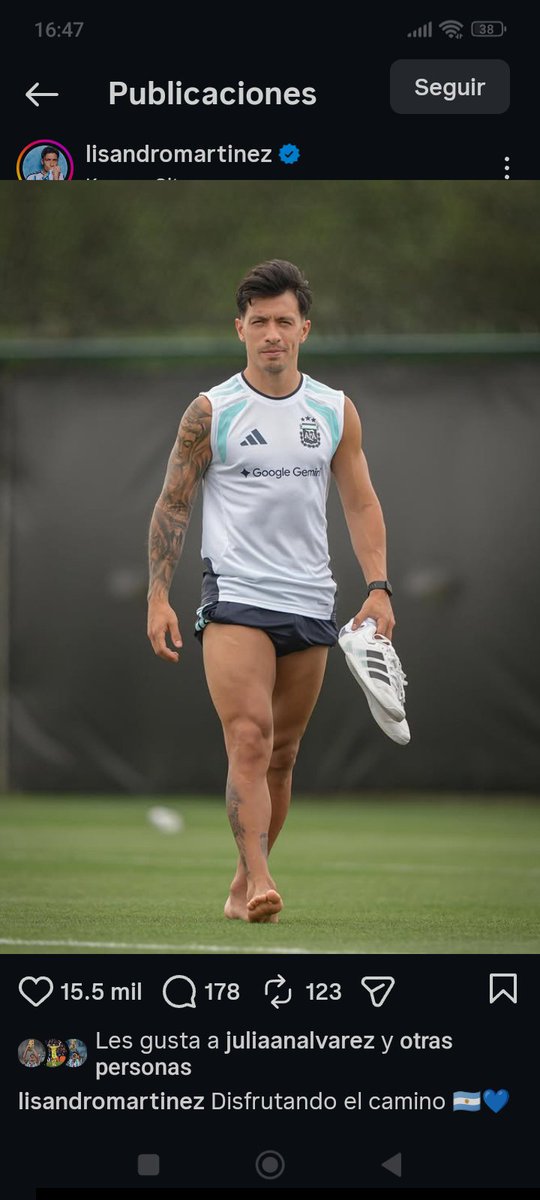 idonttknow7799's tweet photo. Lo que son esas piernas Licha 🤯🥵 que pedazo de hombre https://t.co/nk0kx6O1ui