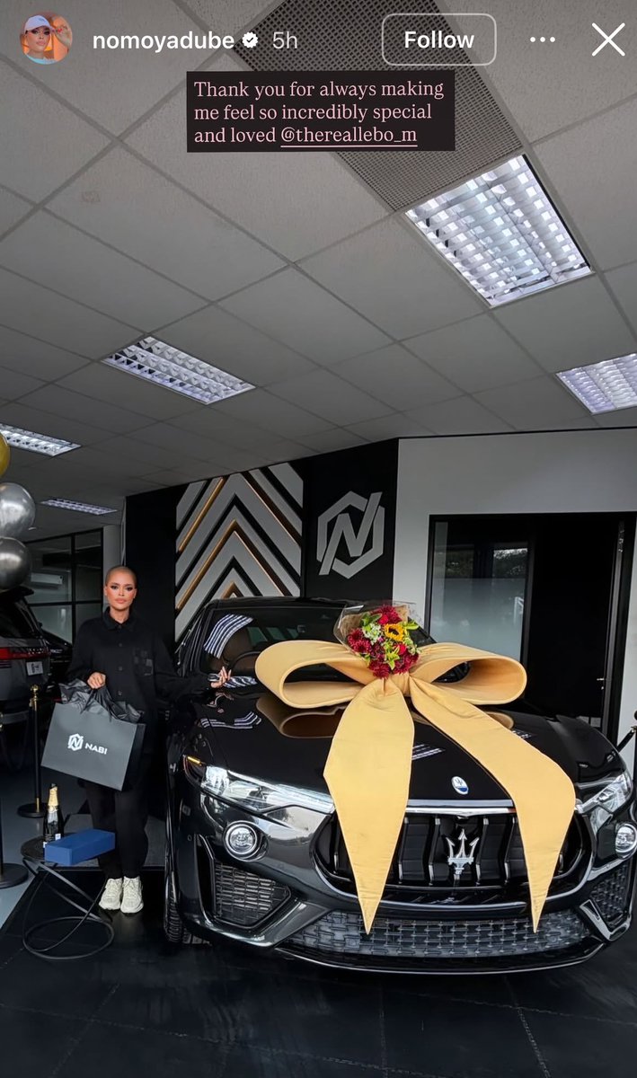 Cebe_Lihle23's tweet photo. Lebo M Buys his fiancé Nomoya Dube a brand new car😮‍💨 https://t.co/wLgPv26mvB
