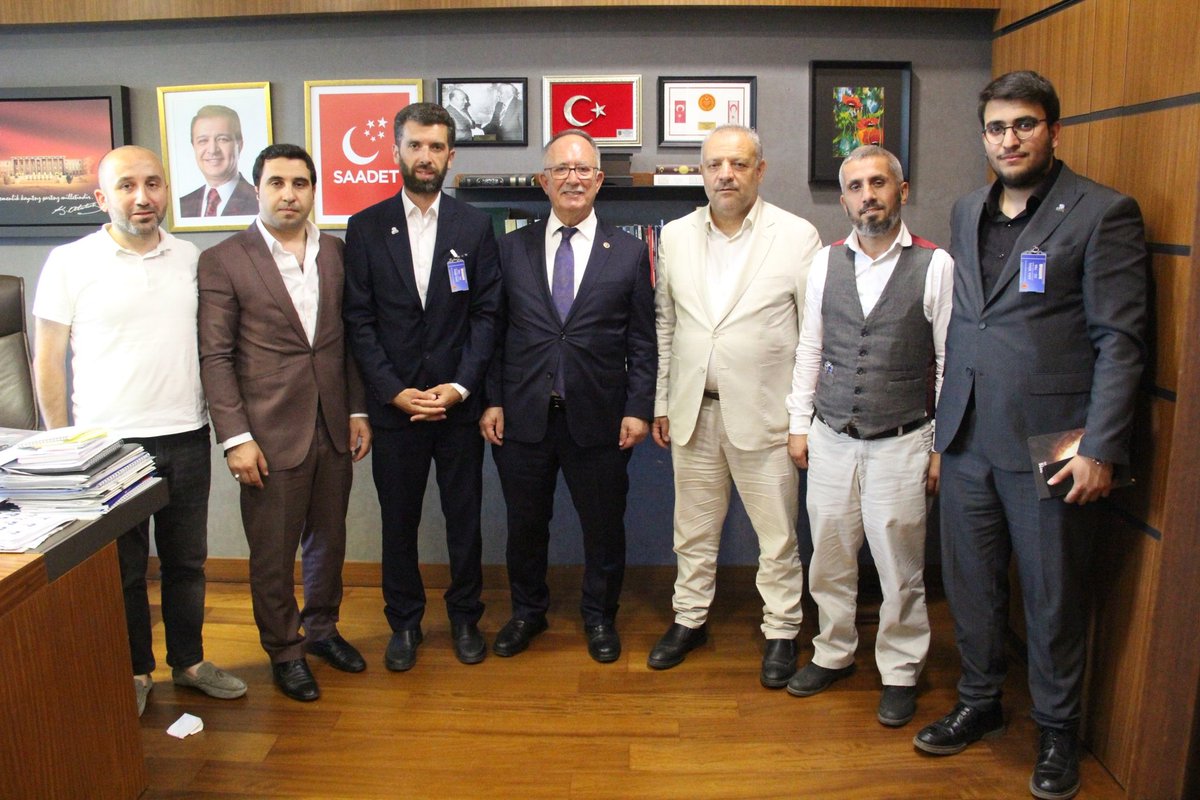 agdsakarya's tweet photo. Şube Başkanımız Celal AYDIN ve Başkan Yardımcılarımız, Saadet Partisi Hatay Milletvekili Sn. Necmettin ÇALIŞKAN Bey, Ankara Milletvekili Sn. Mesut DOĞAN Bey, Antalya Milletvekili Sn. Şerafettin KILIÇ Bey ve İstanbul Milletvekili Sn. Birol AYDIN Bey'i TBMM'de ziyaret ettiler. https://t.co/r9pnGwkG8J