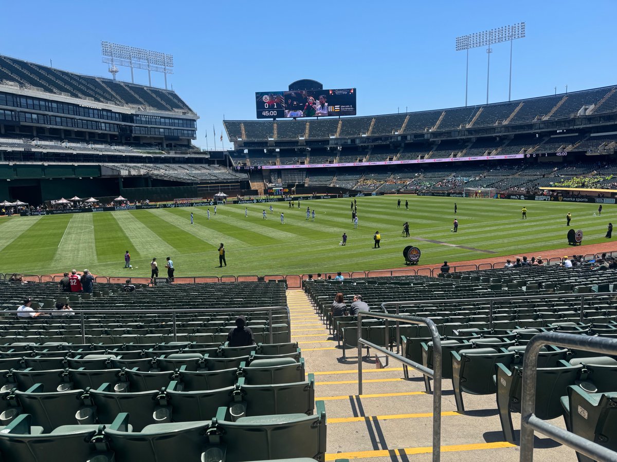 HornetHopper's tweet photo. Game 1835: 17/6/26 USL Championship, Oakland Roots 1-0 Birmingham Legion at Oakland Coliseum. Att 4,601 https://t.co/k5IZ1svfQg