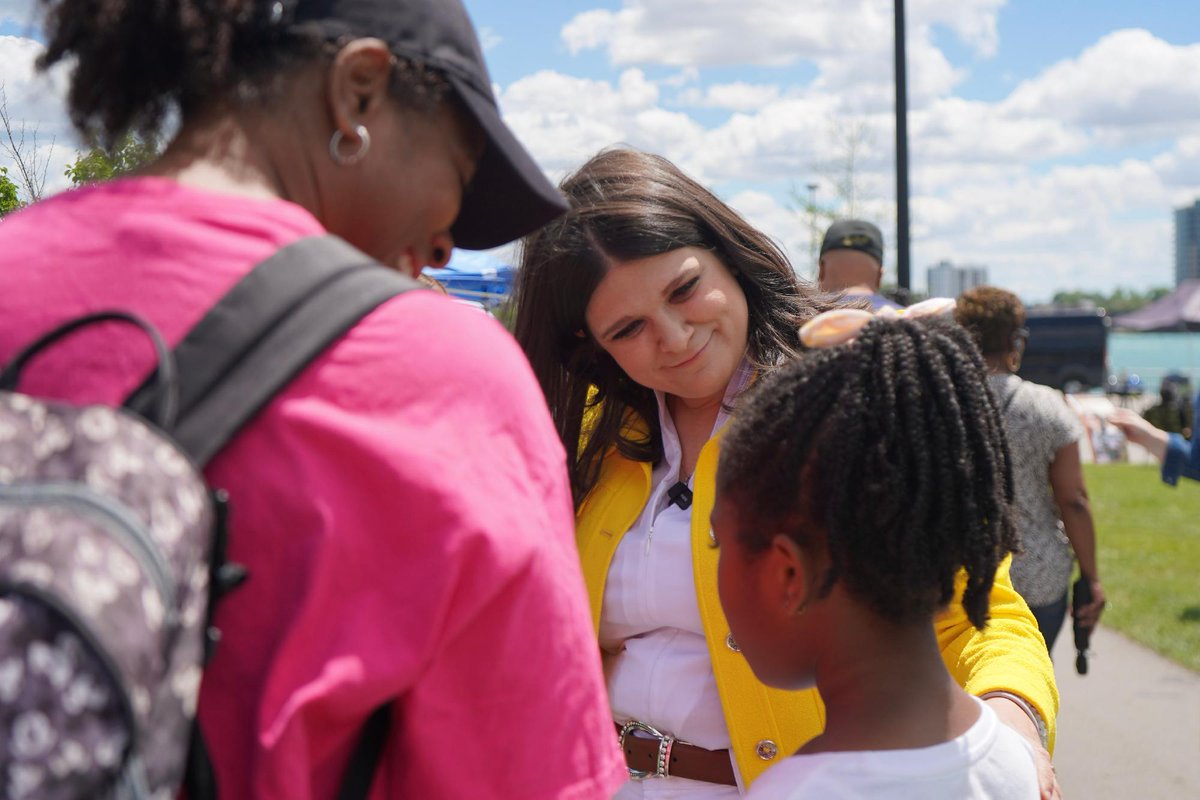 HaleyforMI's tweet photo. I had a great time celebrating Juneteenth today in Detroit at the Riverfront Conservancy’s beautiful new park! https://t.co/UPystqETCR
